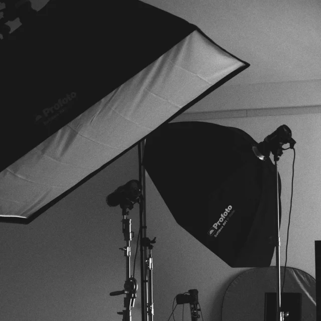 Tutta l’attrezzatura di cui hai bisogno, disponibile per il tuo noleggio.😎

[ InLightWeTrust ] 🔥

#studiofotografico #creatività #noleggio #foto #adv #campagne #fotodiprodotto #stilllifeitalia #fotomoda #profoto #profotoitalia #fujifilm #fujifilmitalia #zeronoisestudio #zeronoise #trani #bari #puglia